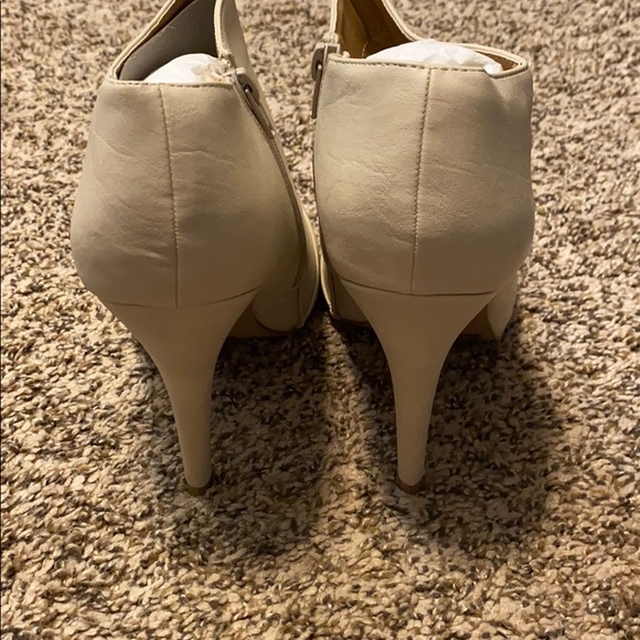 Booties - Picture 3 of 4